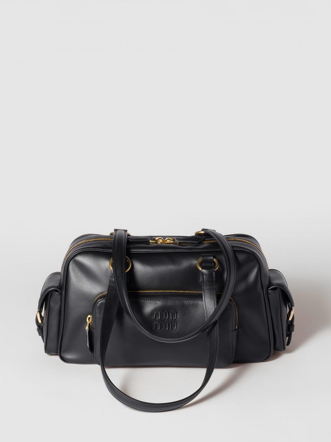 woman's shoulder bag