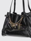 woman's shoulder bag chloé