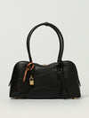 woman's shoulder bag