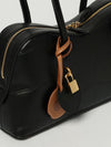 woman's shoulder bag