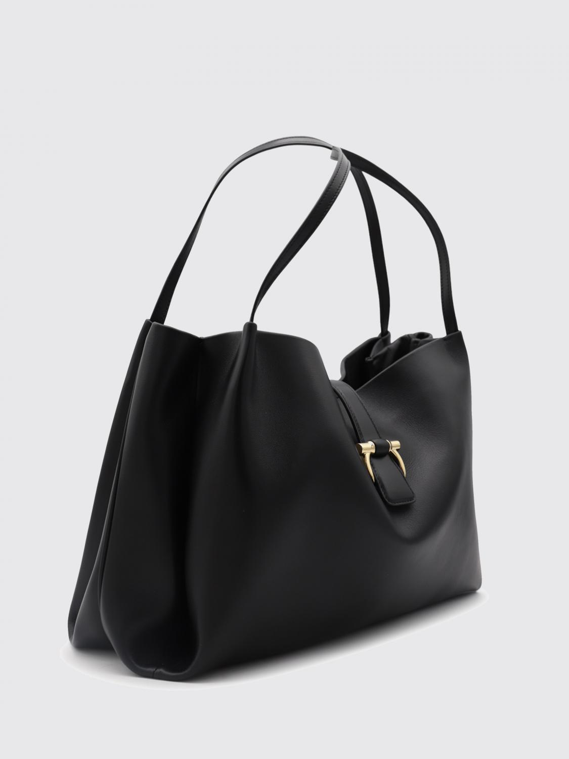 woman's shoulder bag
