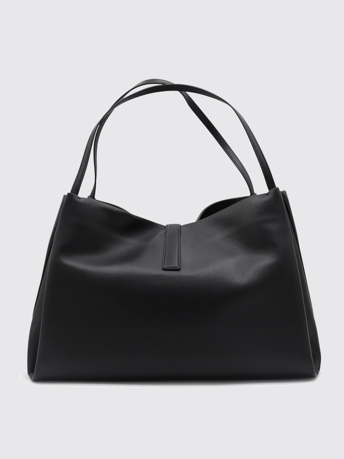woman's shoulder bag