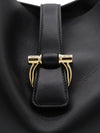 woman's shoulder bag
