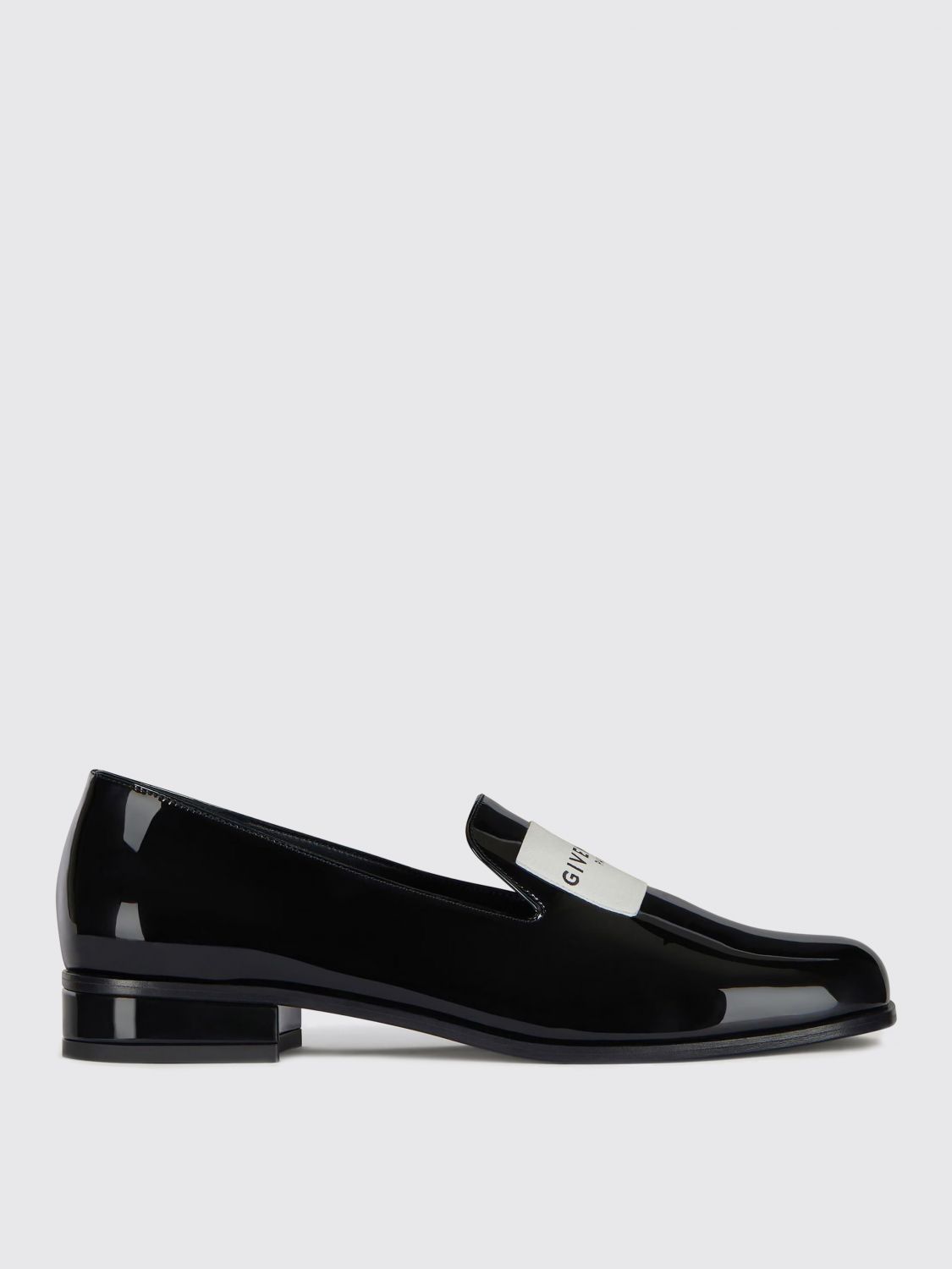 givenchy-woman-s-loafers-be202ae2ds-black