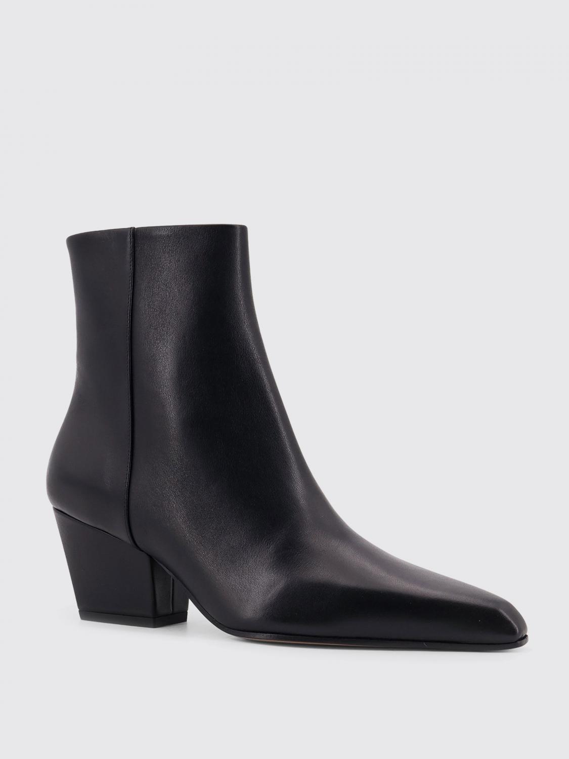 woman's boots