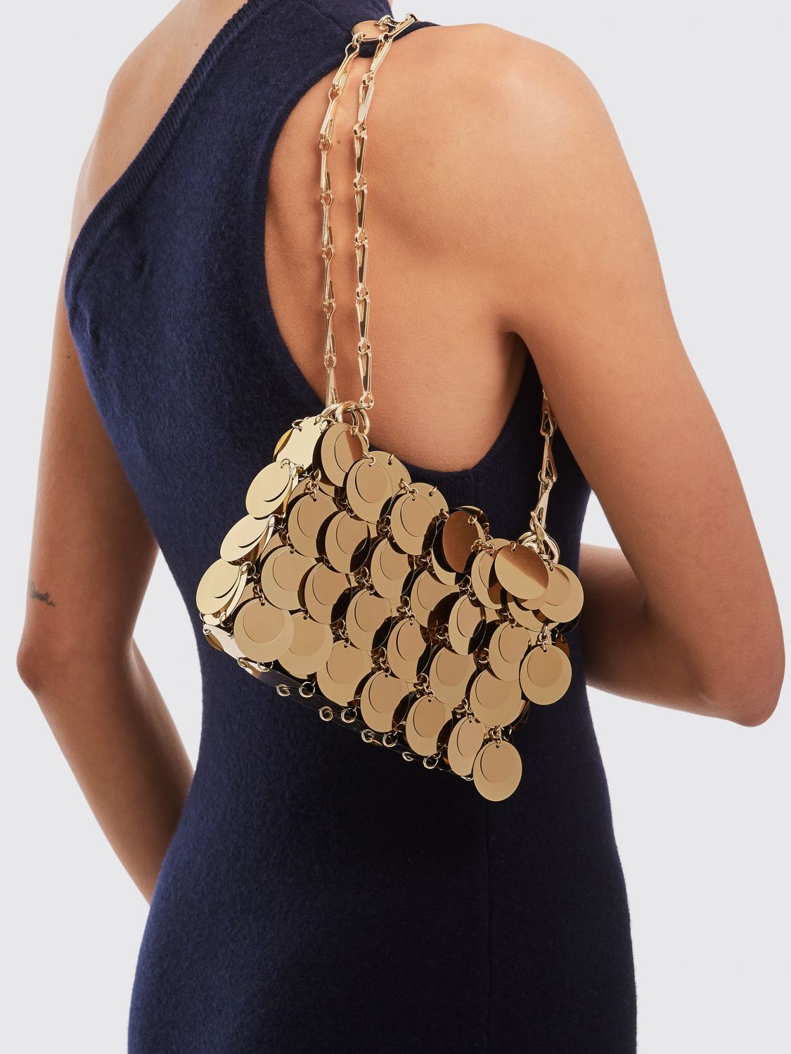 woman's shoulder bag