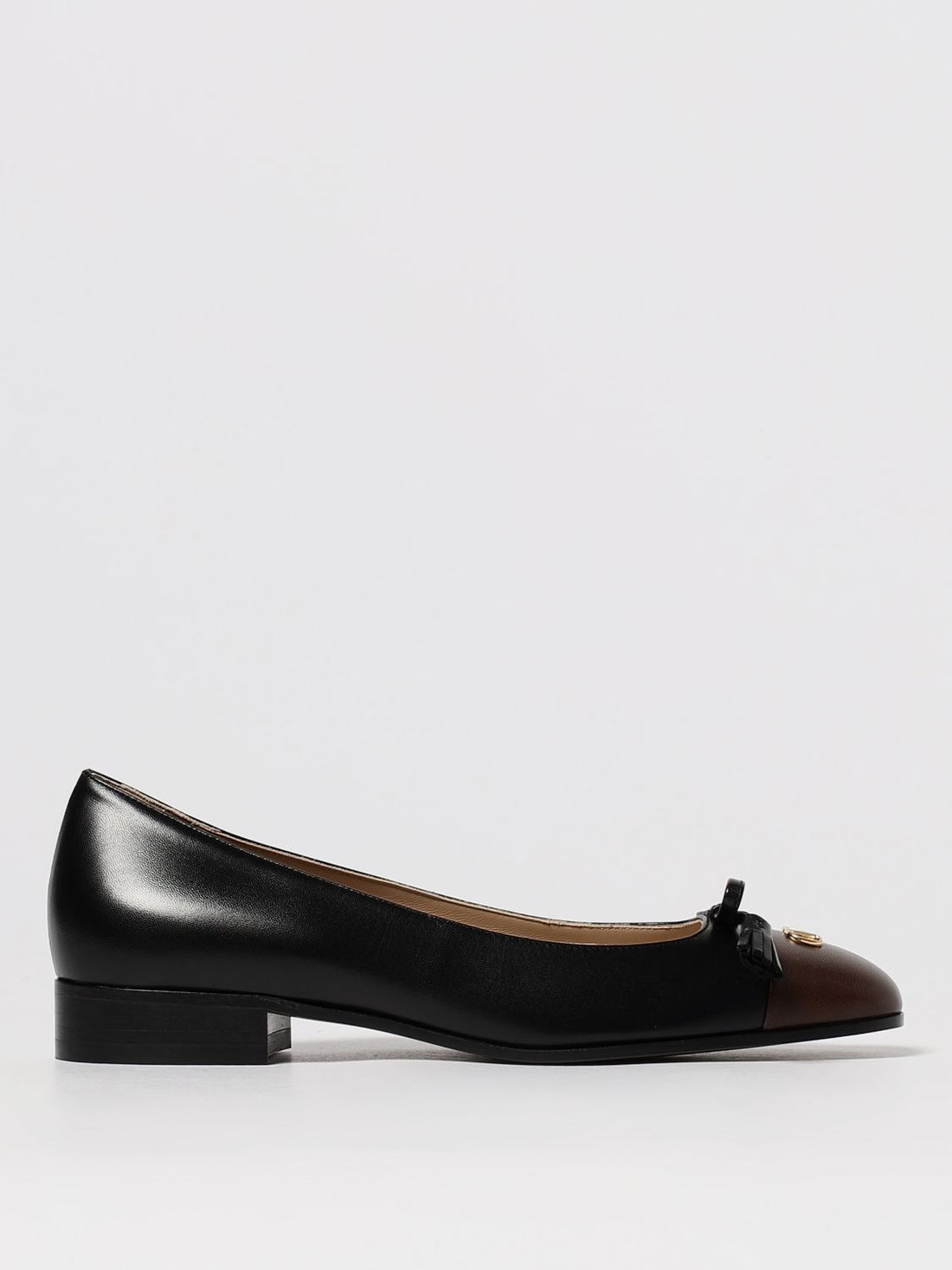 valentino-garavani-woman-s-pumps-7w2s0mr8ddt-black