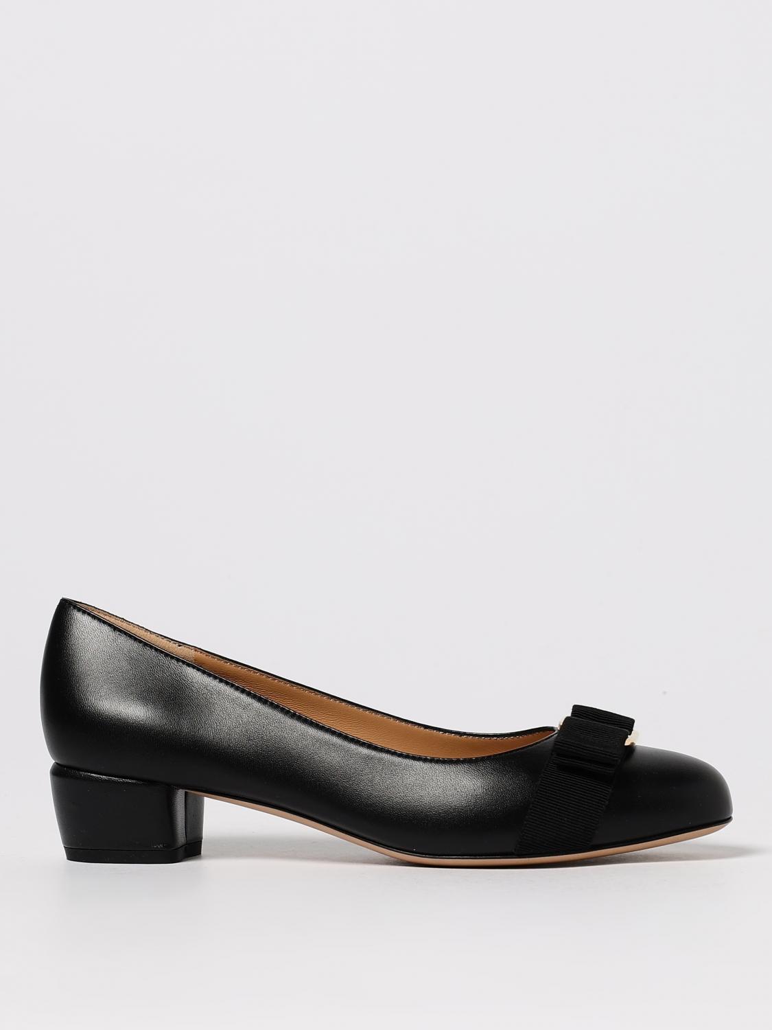 ferragamo-woman-s-pumps-775750-black