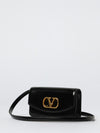 woman's mini bag