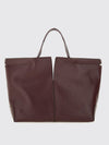 woman's tote bag
