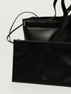 woman's tote bag