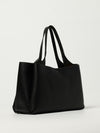 woman's shoulder bag