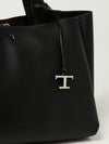 woman's shoulder bag