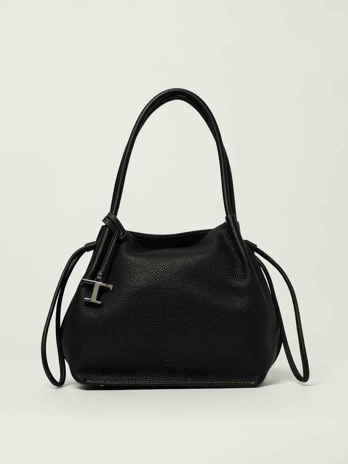 woman's shoulder bag