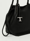 woman's shoulder bag
