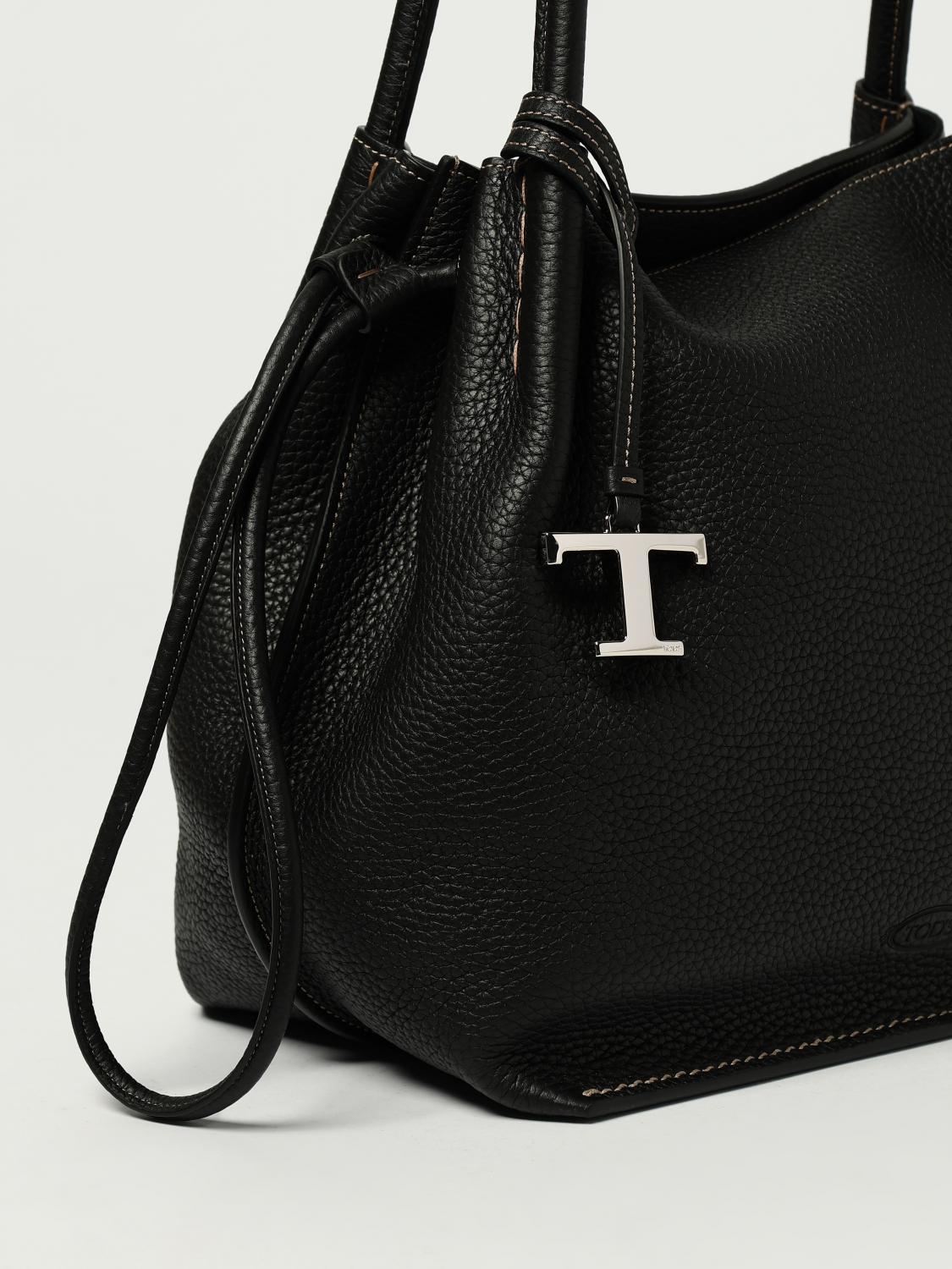 woman's shoulder bag