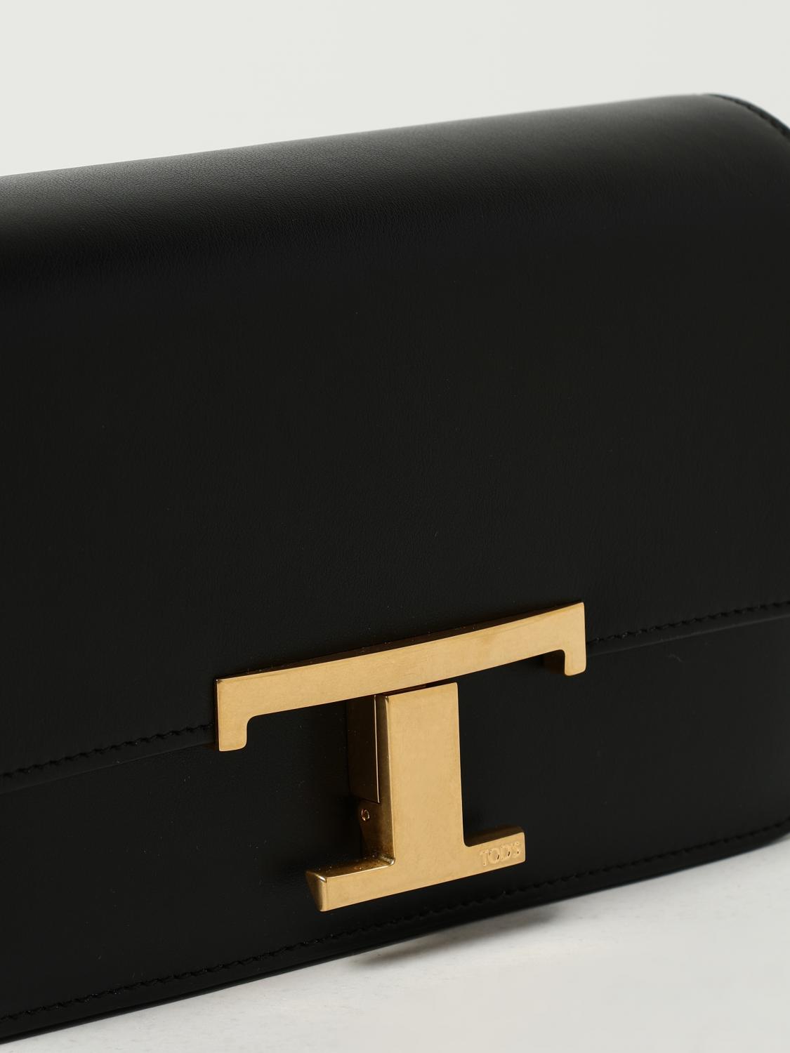 woman's crossbody bag