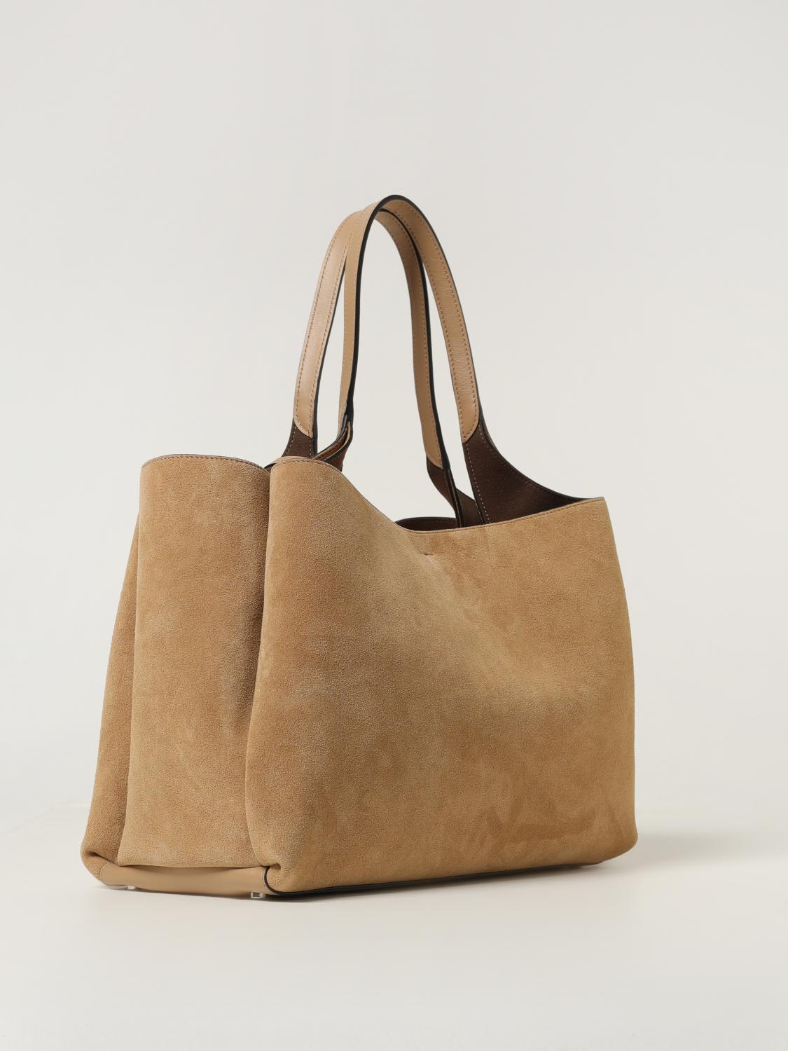 woman's shoulder bag
