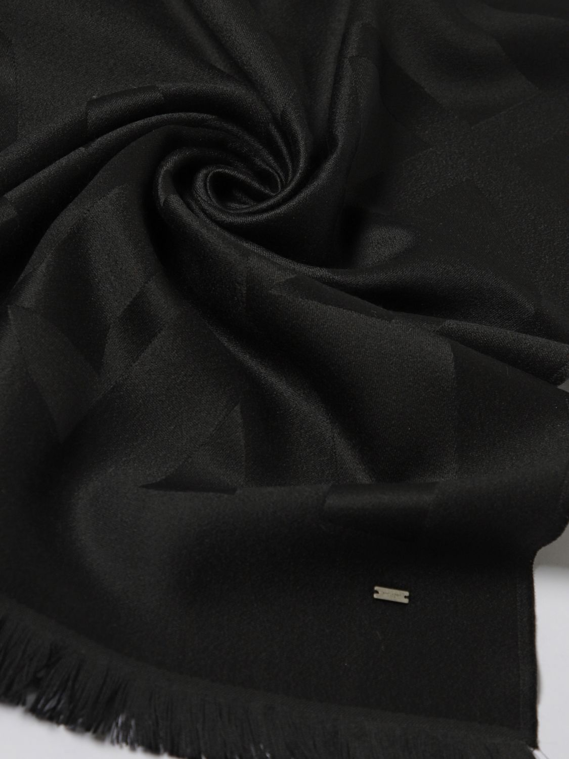 woman's scarf