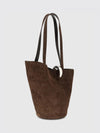 woman's shoulder bag