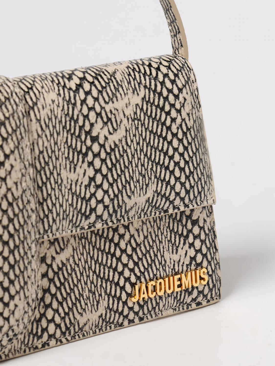 woman's shoulder bag