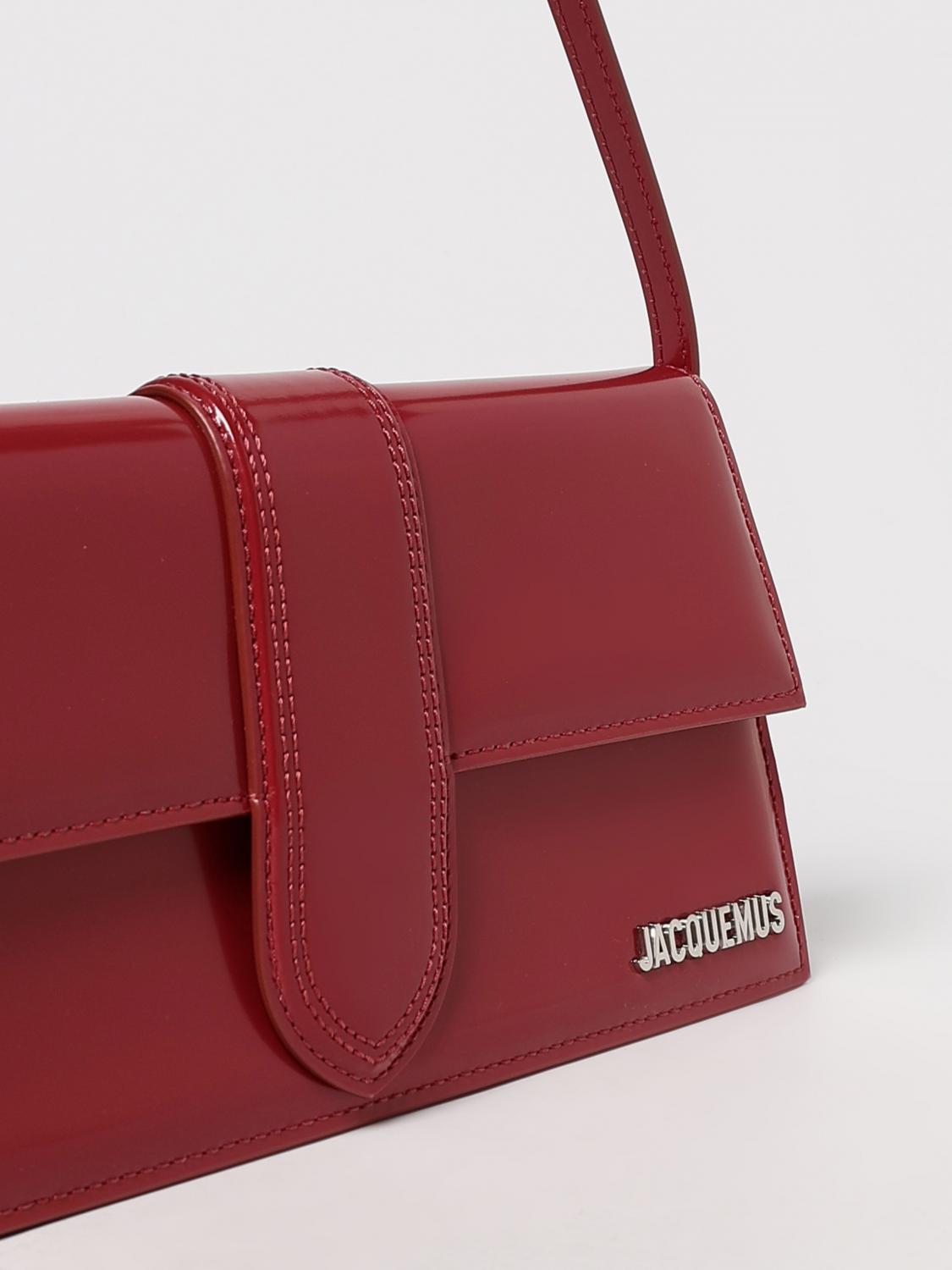 woman's shoulder bag