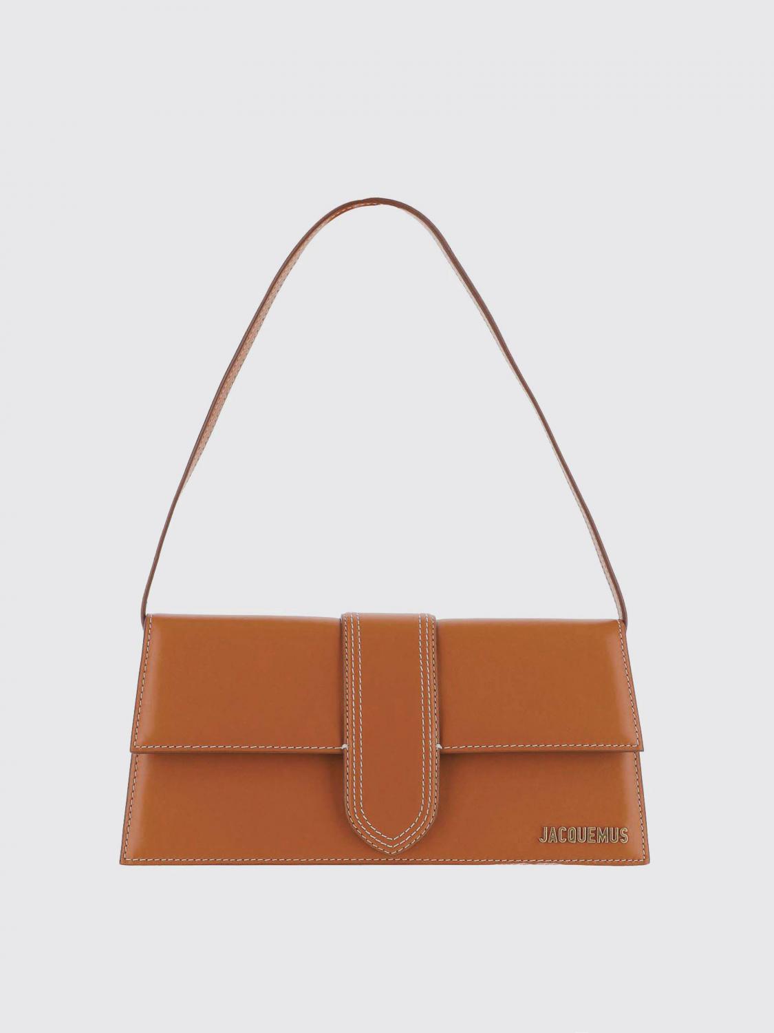 woman's shoulder bag