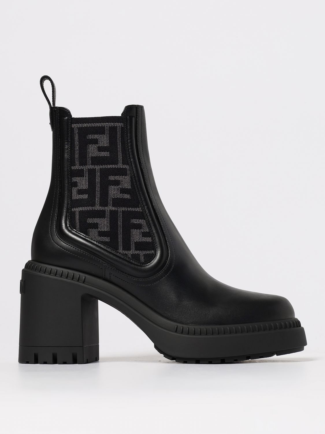 fendi-woman-s-boots-8t8471aq60-black