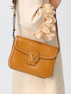 woman's crossbody bag