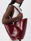 woman's shoulder bag
