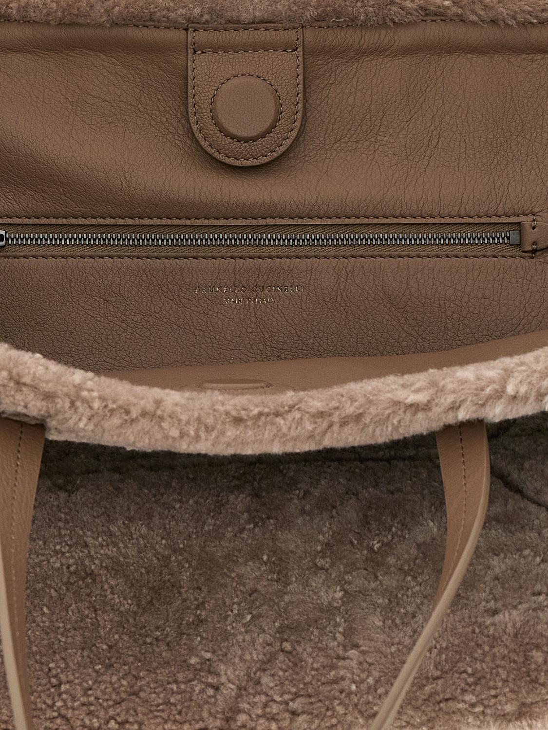 woman's tote bag
