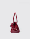 woman's shoulder bag