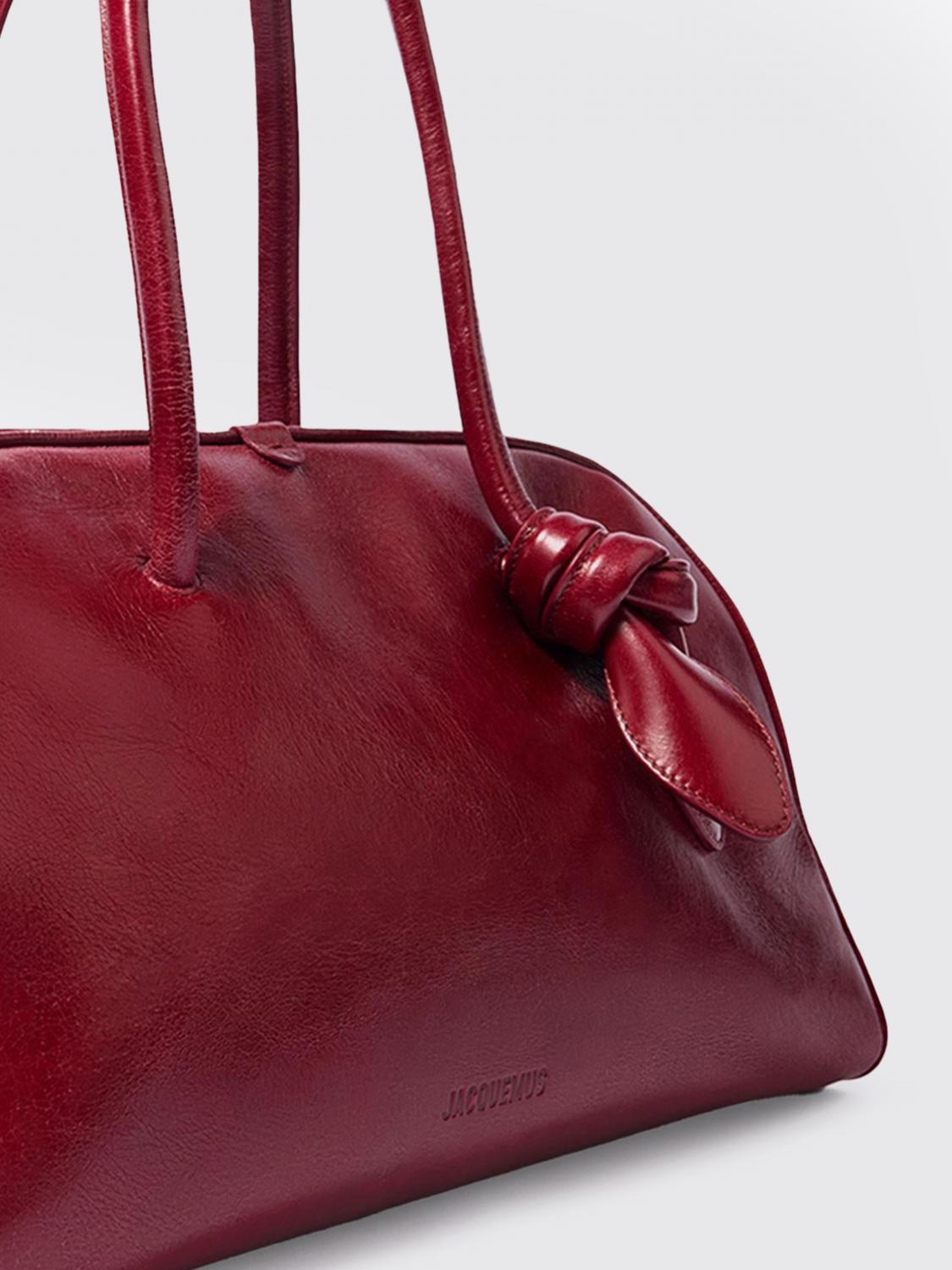woman's shoulder bag