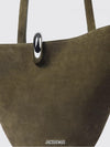 woman's shoulder bag