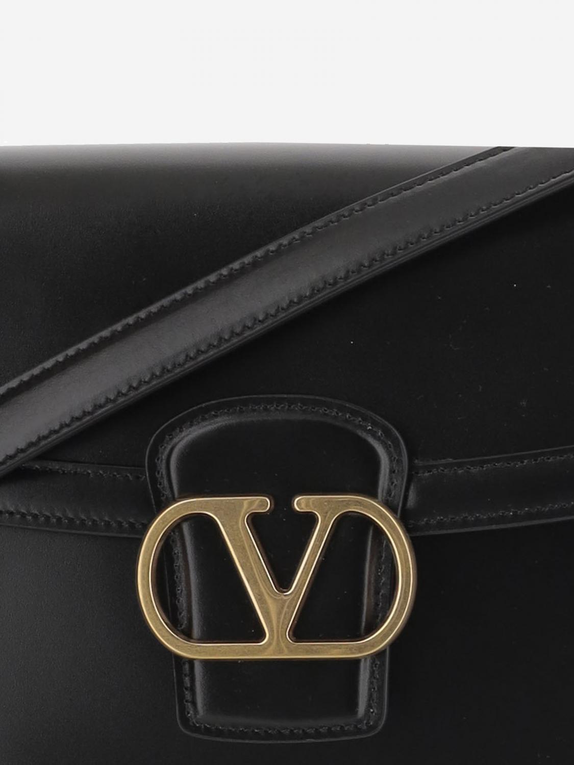 woman's crossbody bag