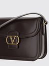 woman's crossbody bag