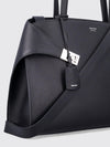woman's shoulder bag