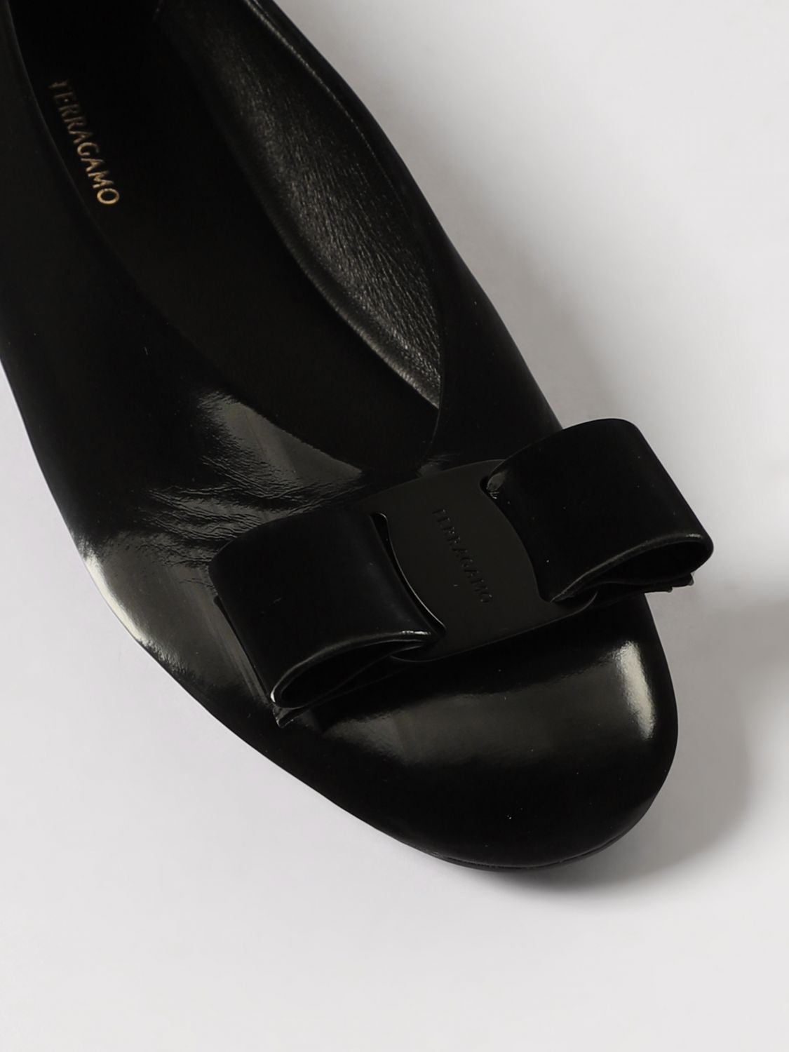 FERRAGAMO 5½ woman&