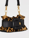 woman's shoulder bag