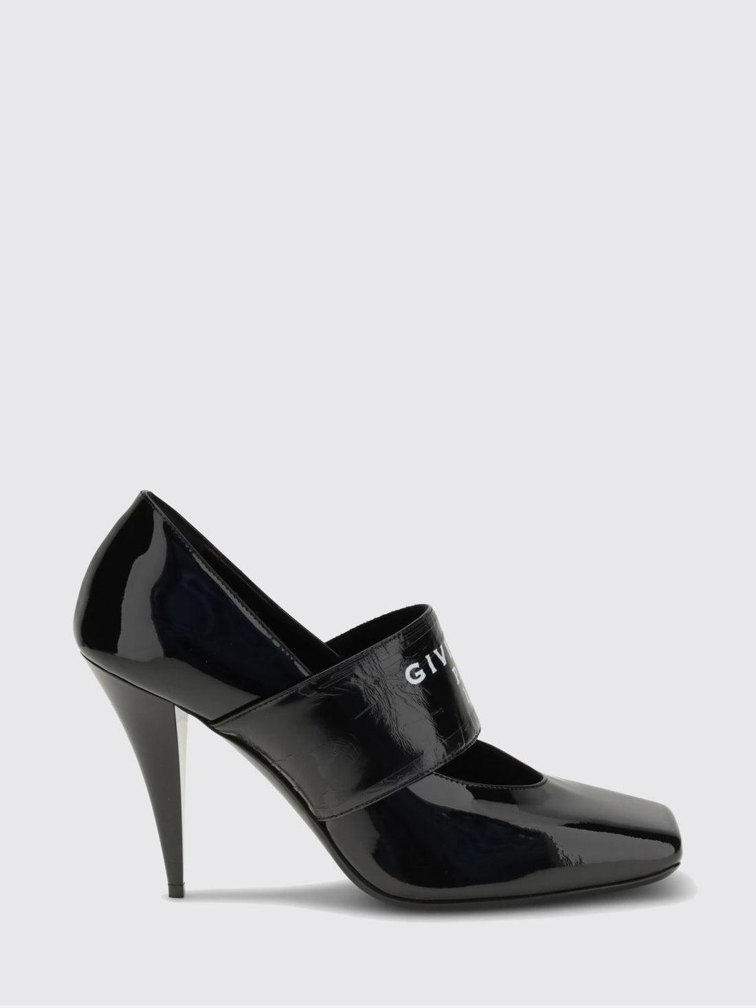 givenchy-woman-s-pumps-be404je2f6-black