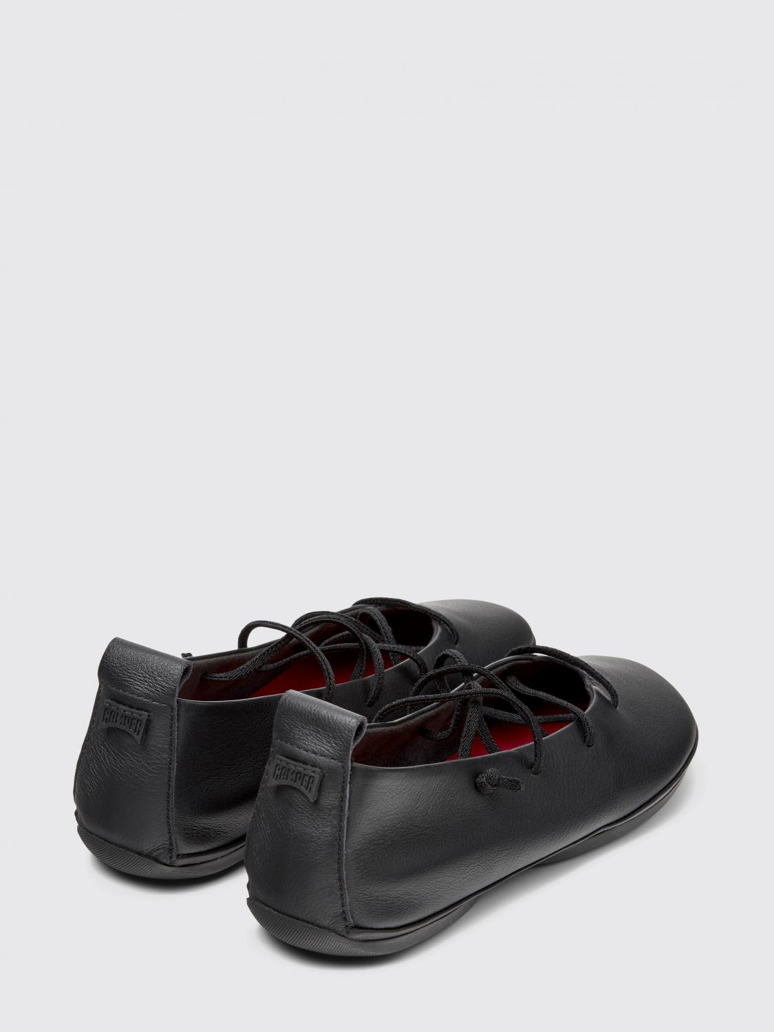 woman's ballet flat