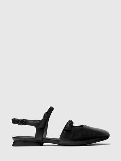 woman's ballet flat