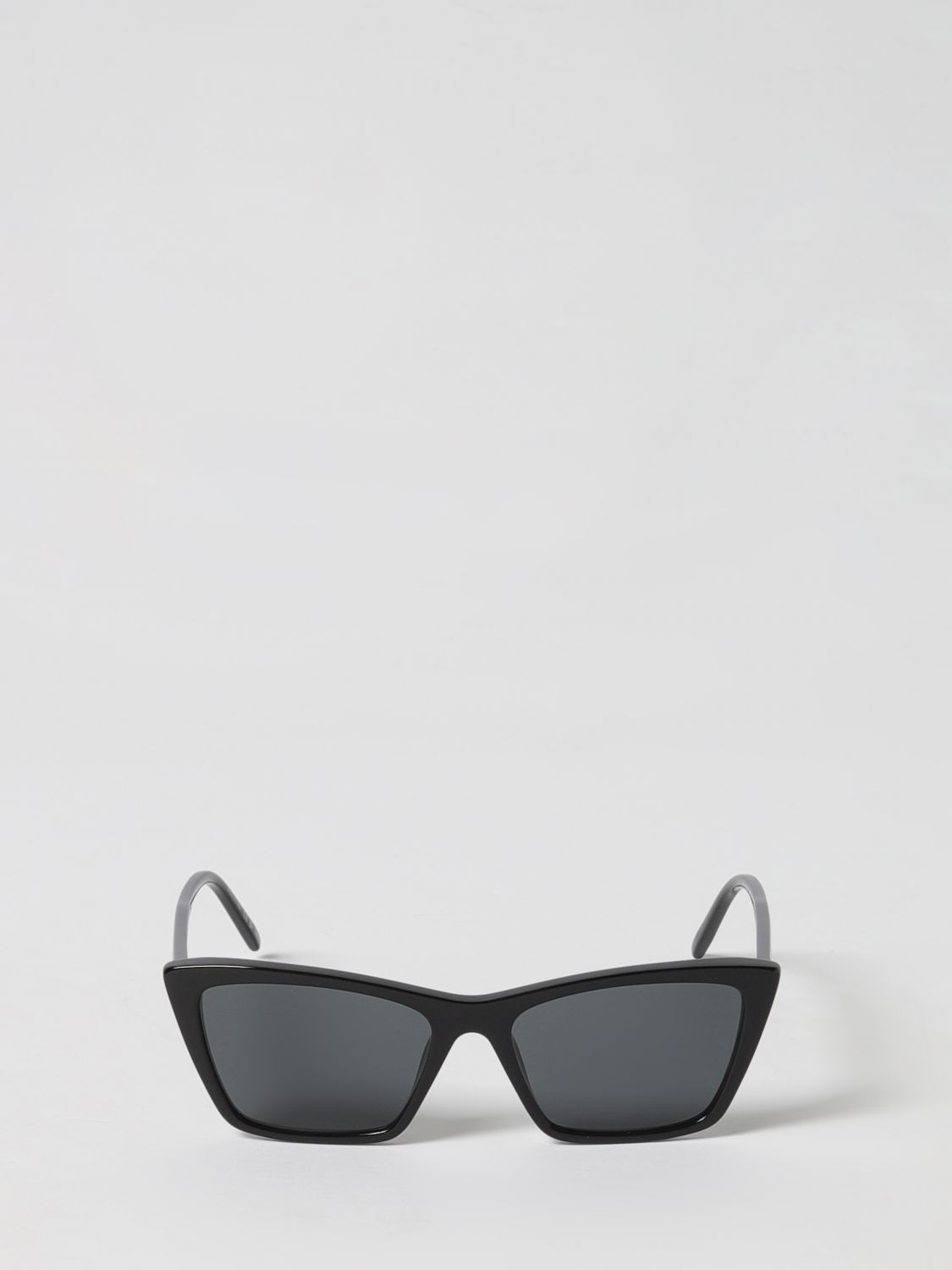 woman's sunglasses