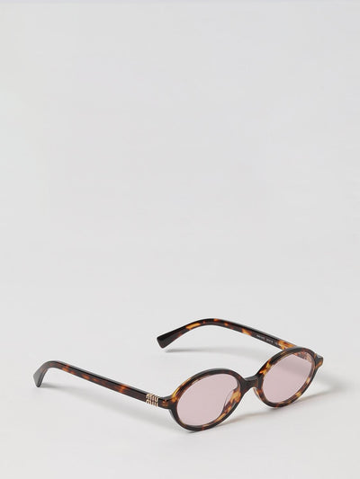 woman's sunglasses