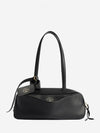 woman's shoulder bag