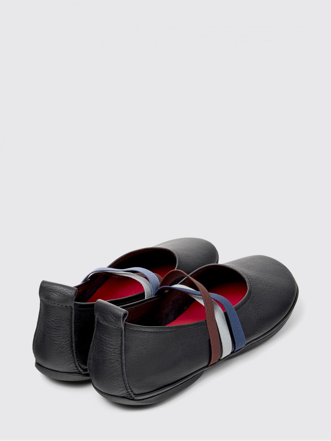 woman's ballet flat