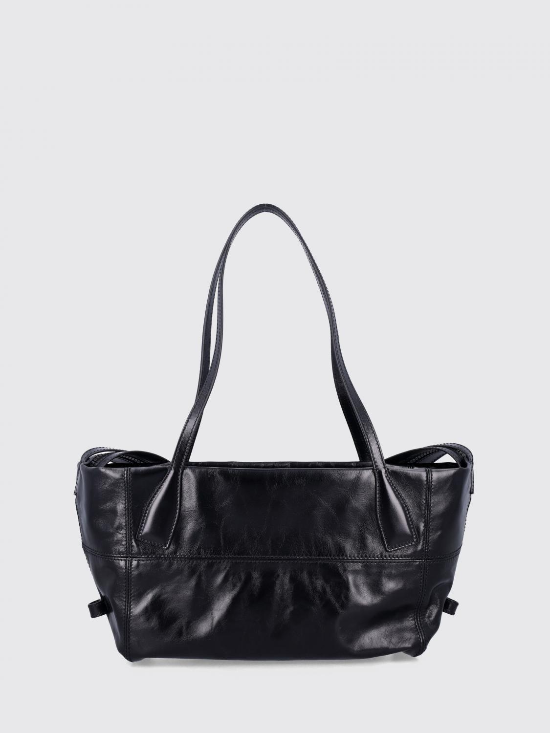 woman's shoulder bag