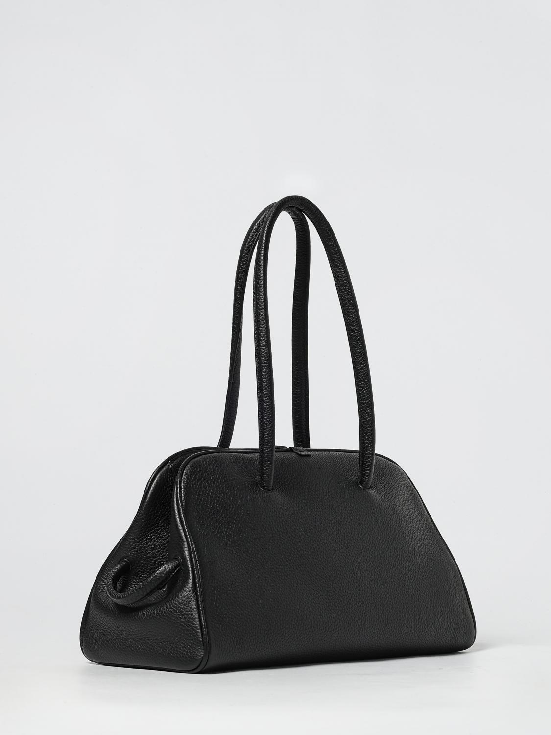 woman's shoulder bag