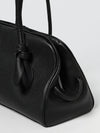woman's shoulder bag