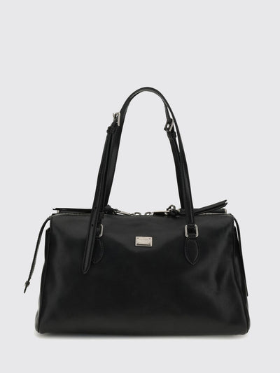 woman's shoulder bag